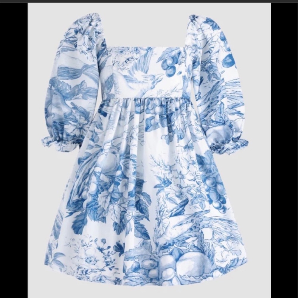 New with tags- blue and white floral dress  LookSKY - size S